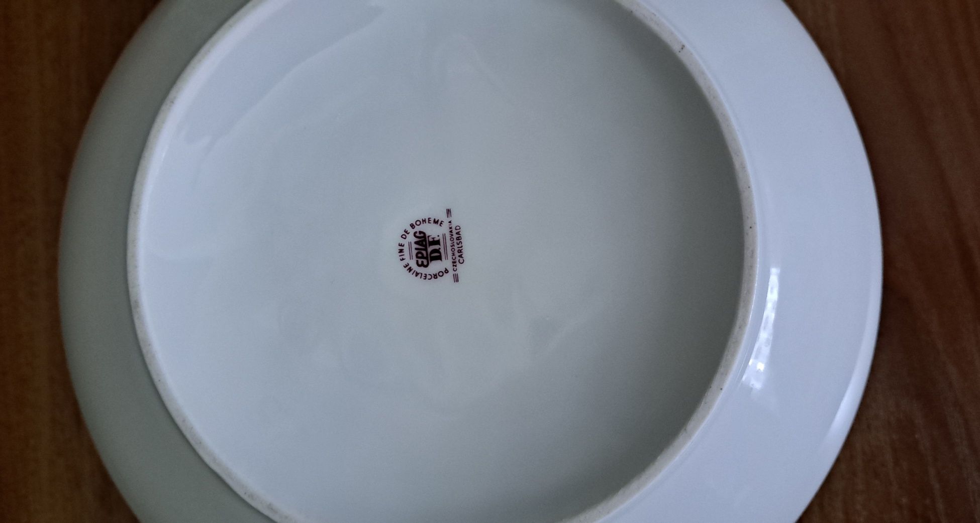 Супница, фарфор, Богемия , 2.5л 24см диаметр.