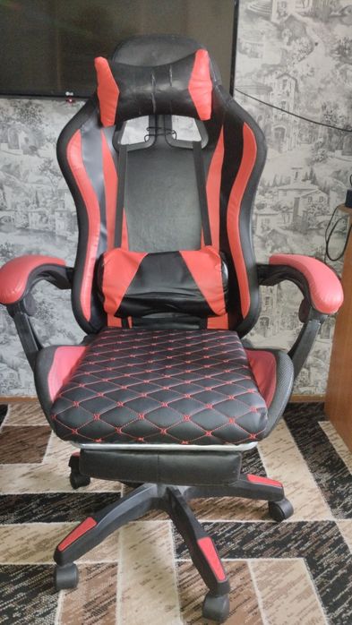 Продам игровое кресло