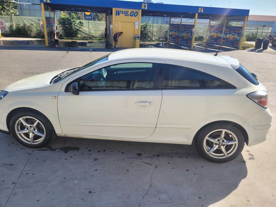 Opel Astra H GTG