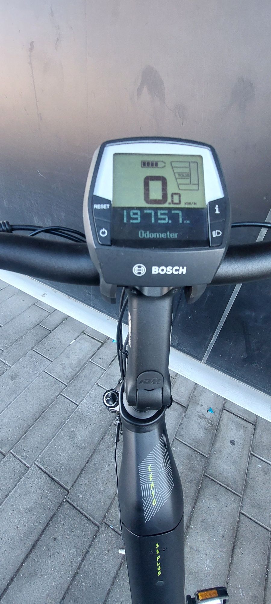 KTM Cento 11-PLUS