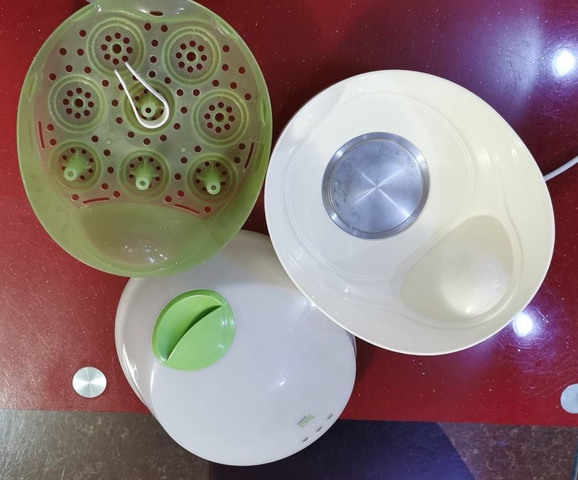 Sterilizator electric pentru biberoane