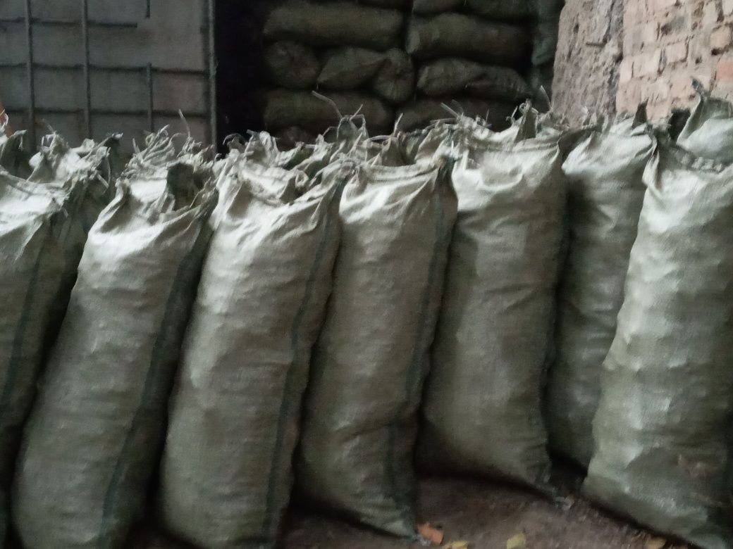 Сортовой уголь.Дрова в мешках.дрова для шашлыка.Уголь шубаркуль.