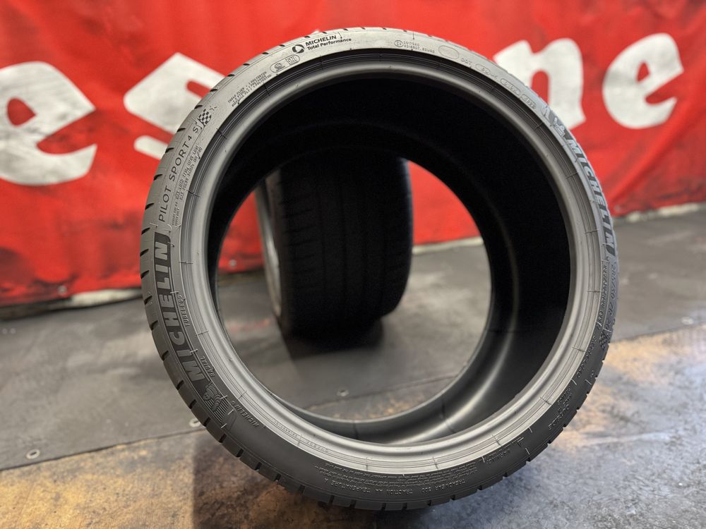 285 30 20, Летни гуми, Michelin PilotSport4S, 2 броя
