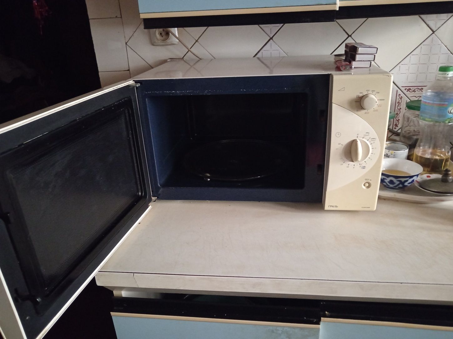 Продам микровалновую печь