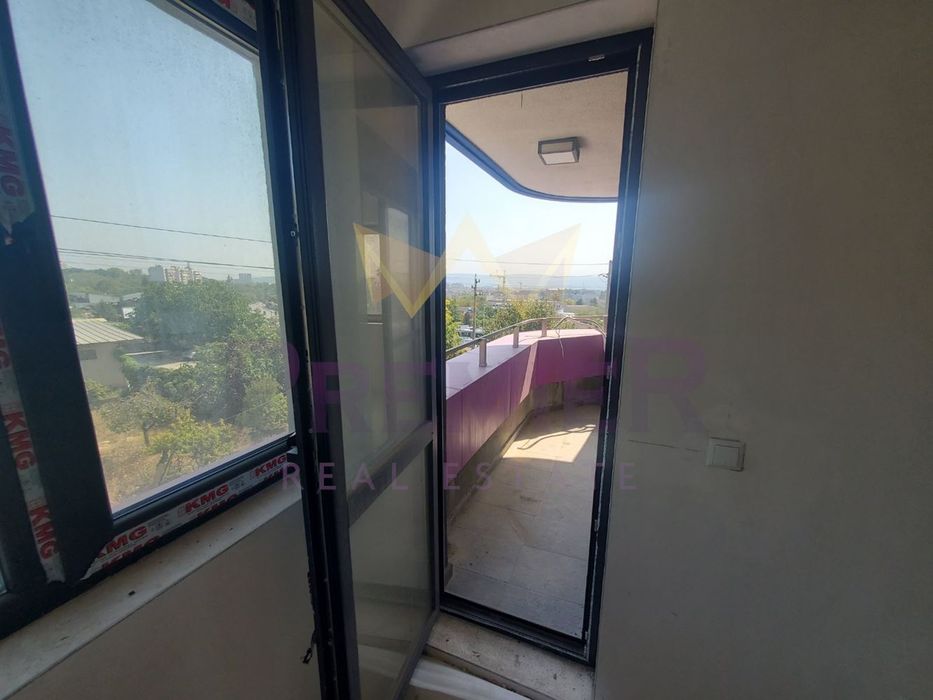 Продава се Двустаен апартамент в Варна, Победа - 55 кв.м за 1728 €/кв.м - Снимка #3