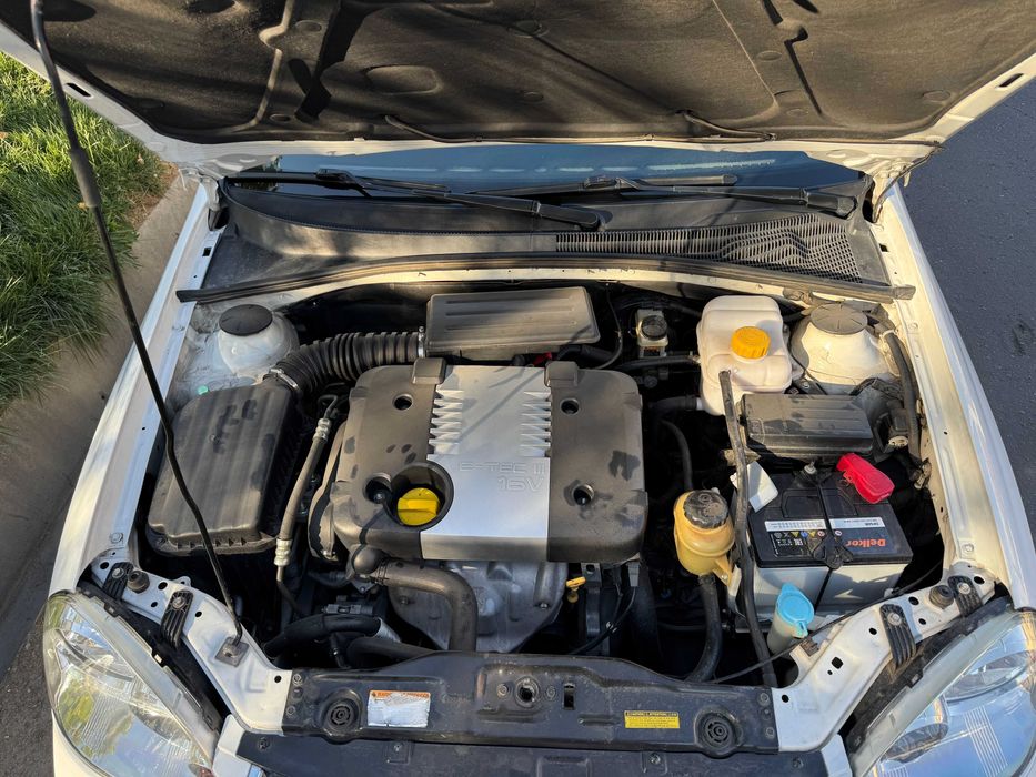 Chevrolet Lacetti 2012 1.8 MT