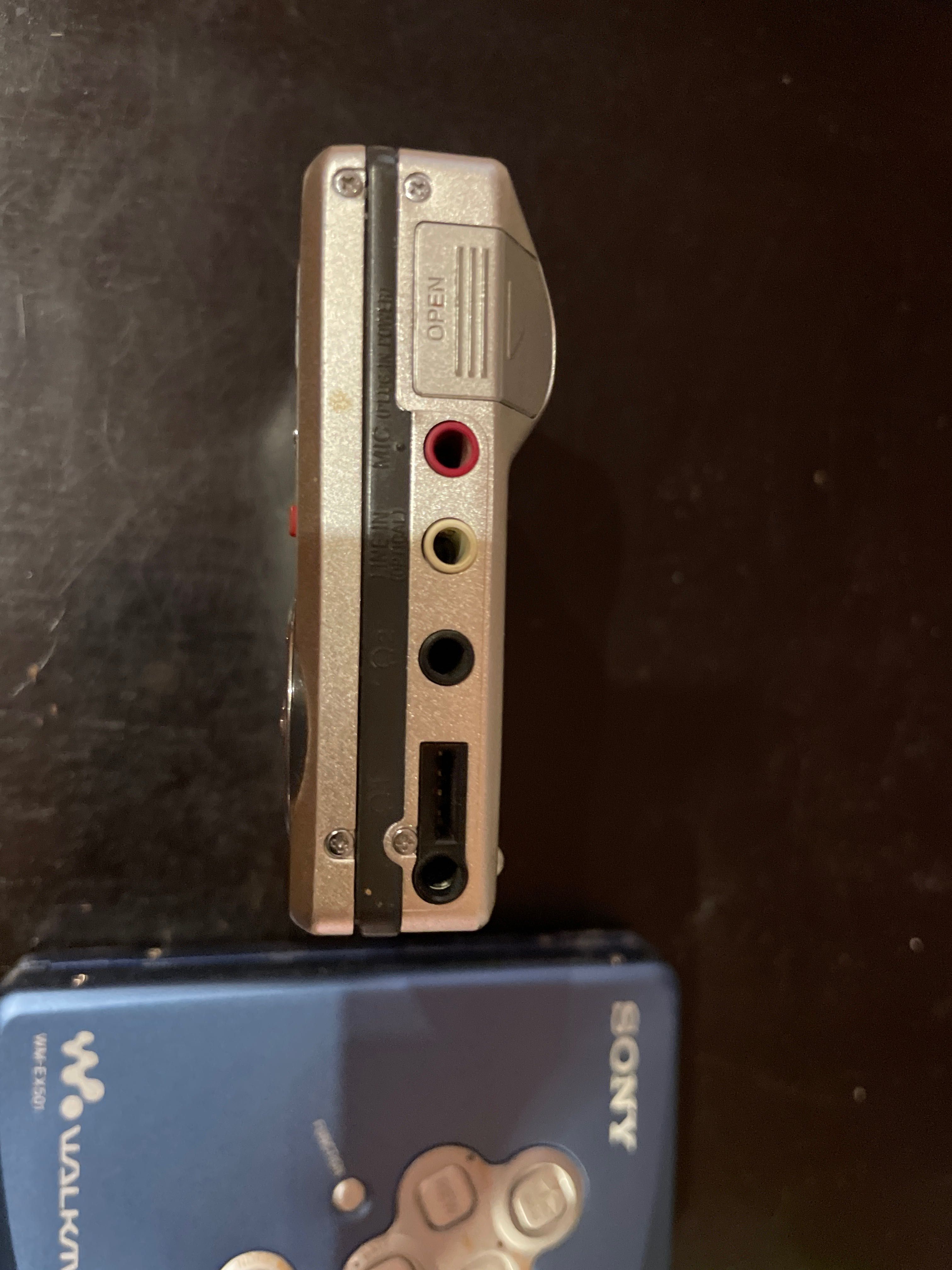 Walkman Sony minidisc cu înregistrare