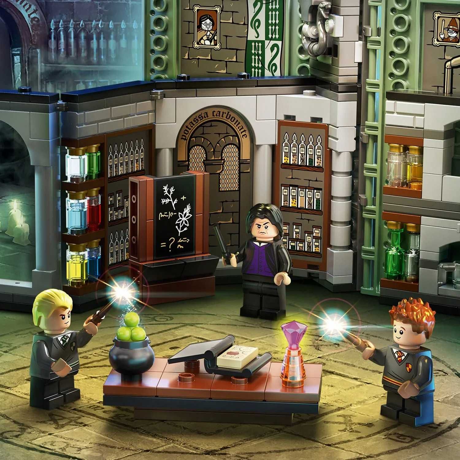 LEGO 76383 Harry Potter Учёба в Хогвартсе Урок зельеварения