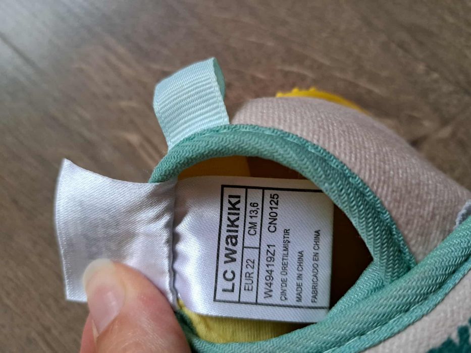 Детски боти/апрески 22 номер подарък пантофка чорап