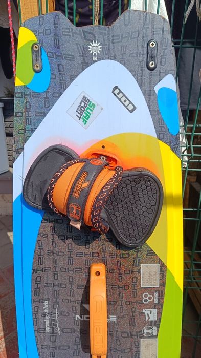 Placa kite 137x42 cu legături