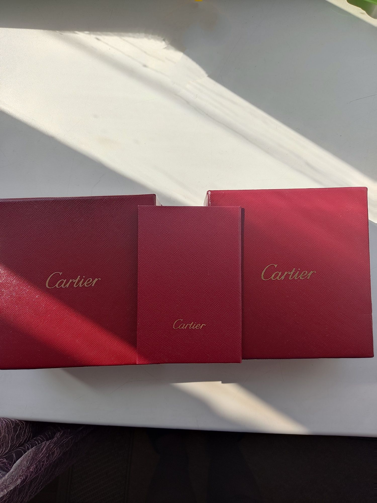 Браслеты Cartier.