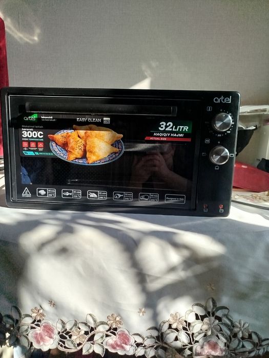 Продаётся мини печь Artel новая