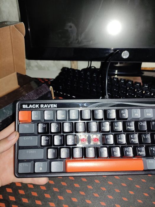 Клавиатура дефендр с красными свичами