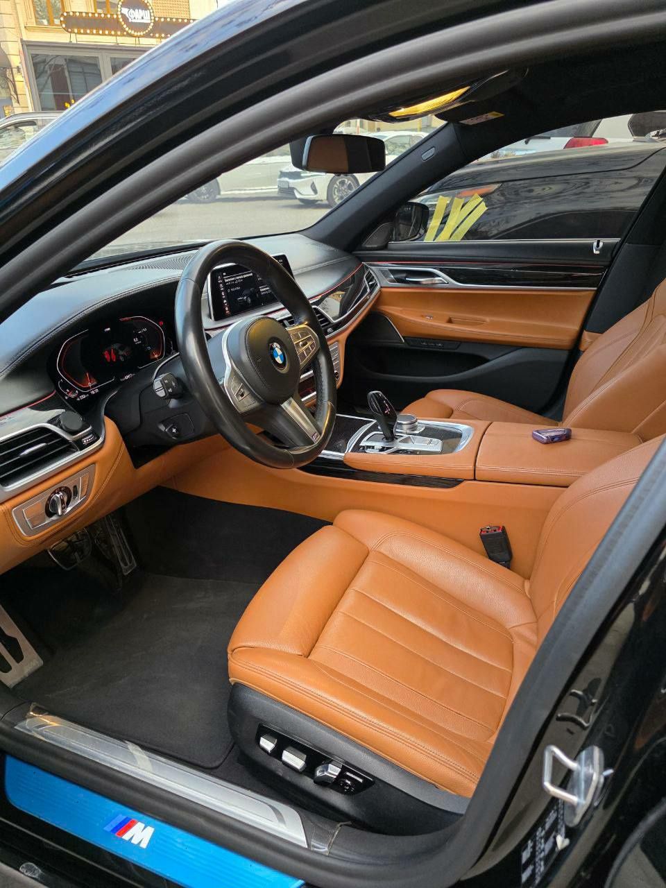 Bmw 730 i yili 2020