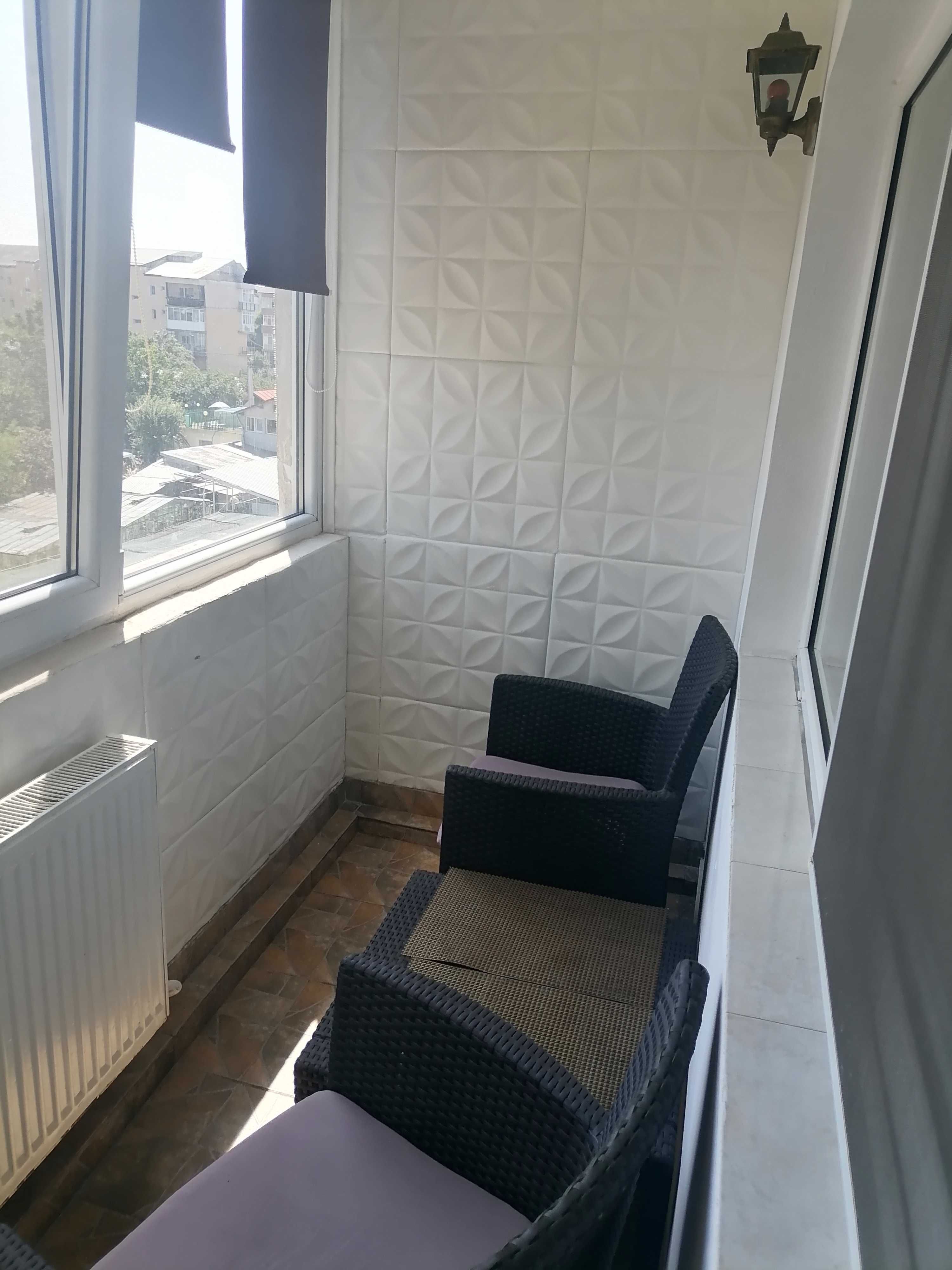 Vand apartament 3 camere micro 2