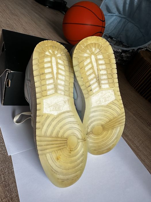 Aır jordan 1 low Pantofi foarte comozi, puțin folosiți.