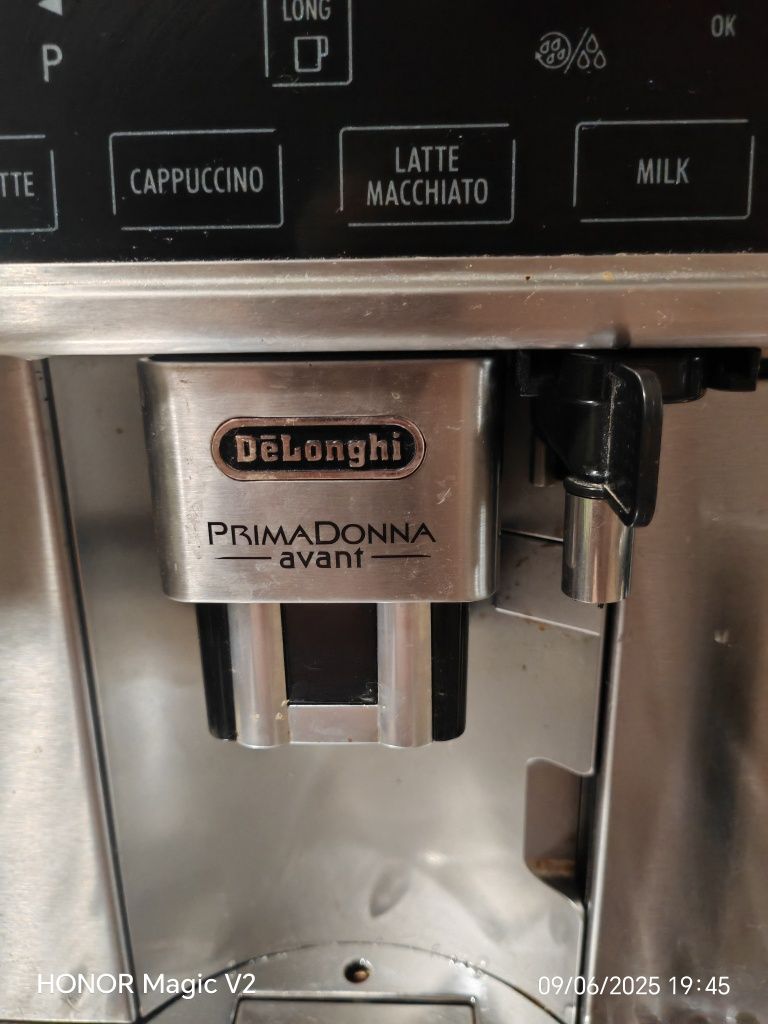 Delonghi ESAM 6700 Prima Donna Avant