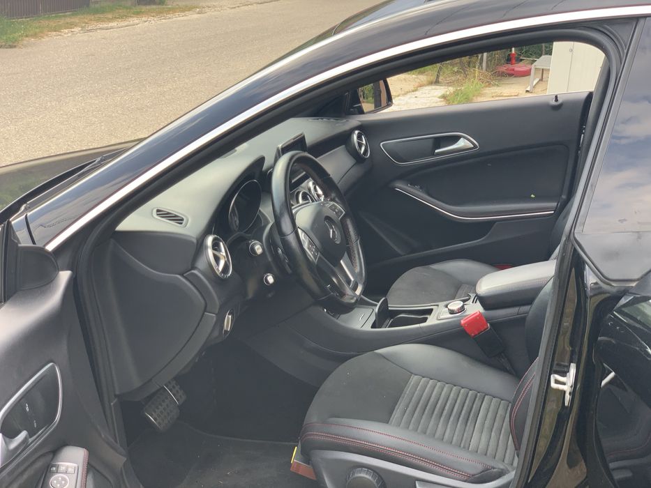 Vand/schimb/Proprietar/inamtriculat /Automată/AMG