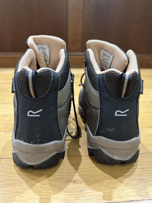 Юношески туристически боти