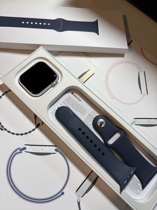 Apple Watch Series 9 - Silver 45mm carcasa aluminiu plus bratara sport