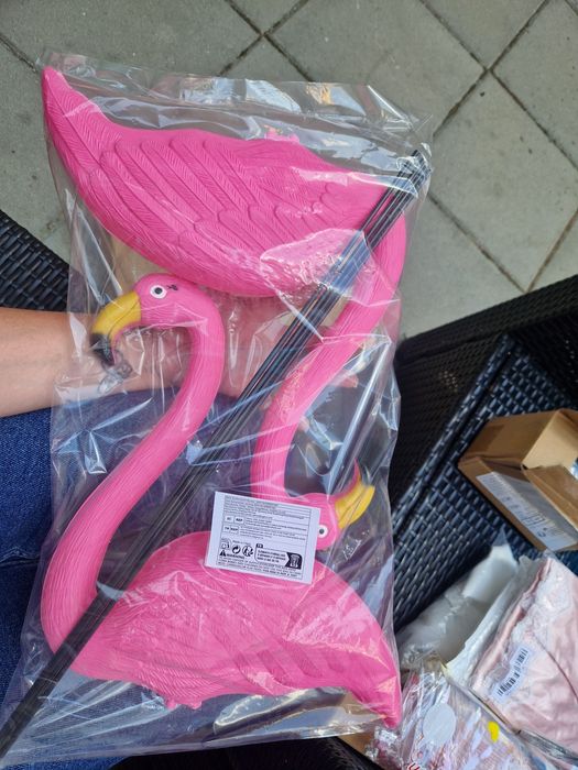 Decoratiuni flamingo gradina