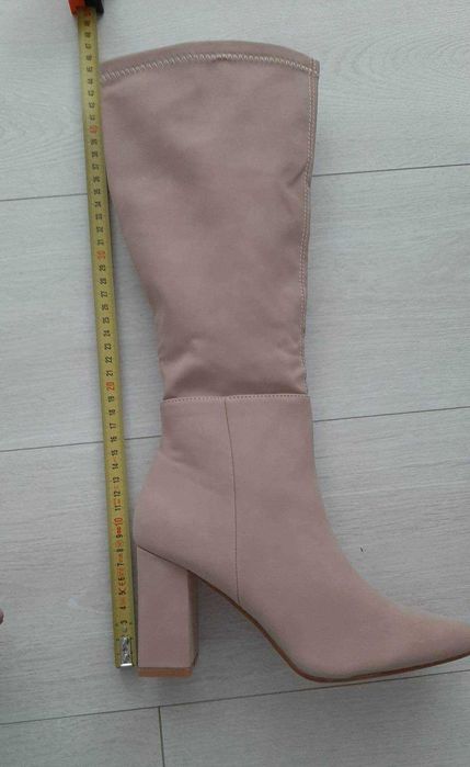 Cizme dama marimea 37, culoarea Nude, piele ecologica, noi