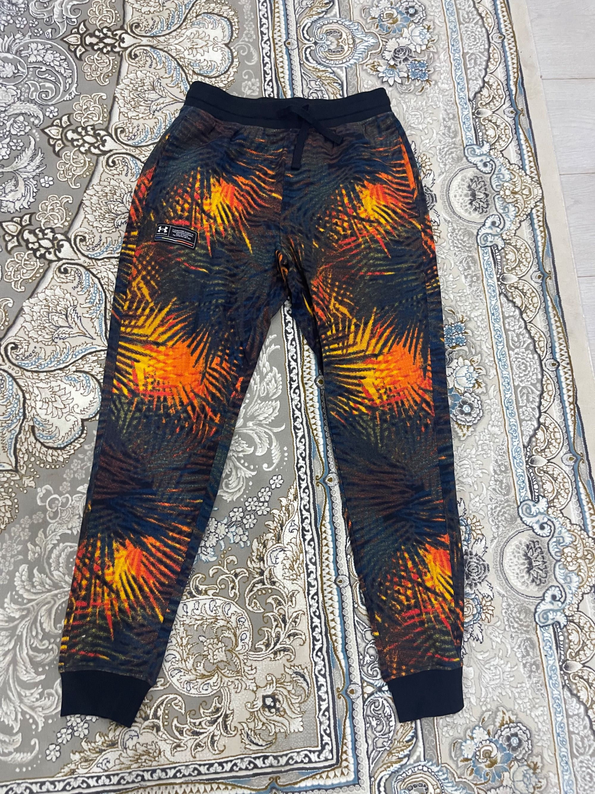 Original Under Armor brend Ishton/Triko sotiladi