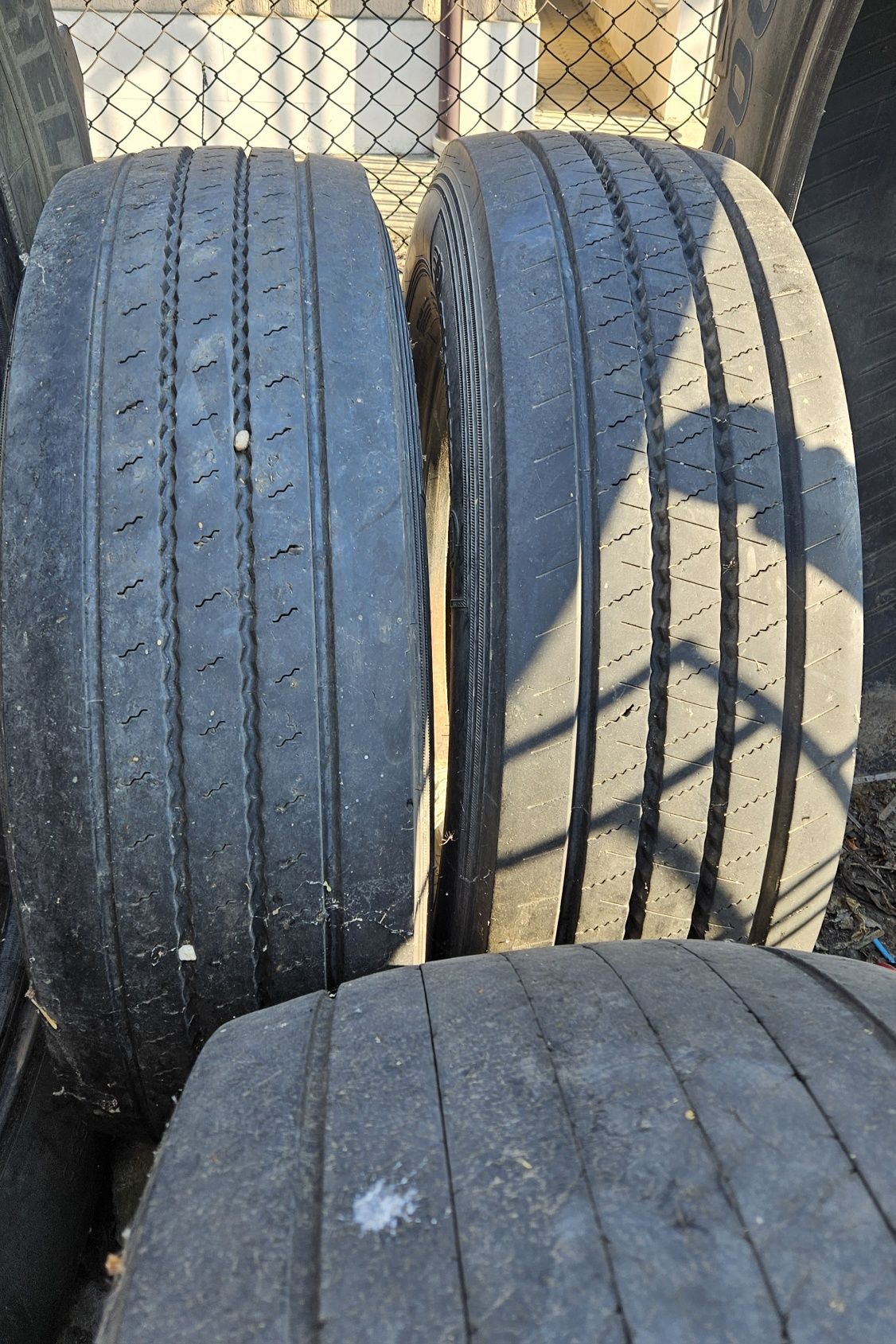 315/70R22.5 Barum 2бр.