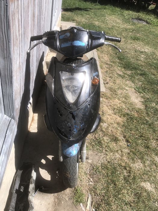 Vand sau schimb scuter Aprilia Sonic 49,26cc este defect