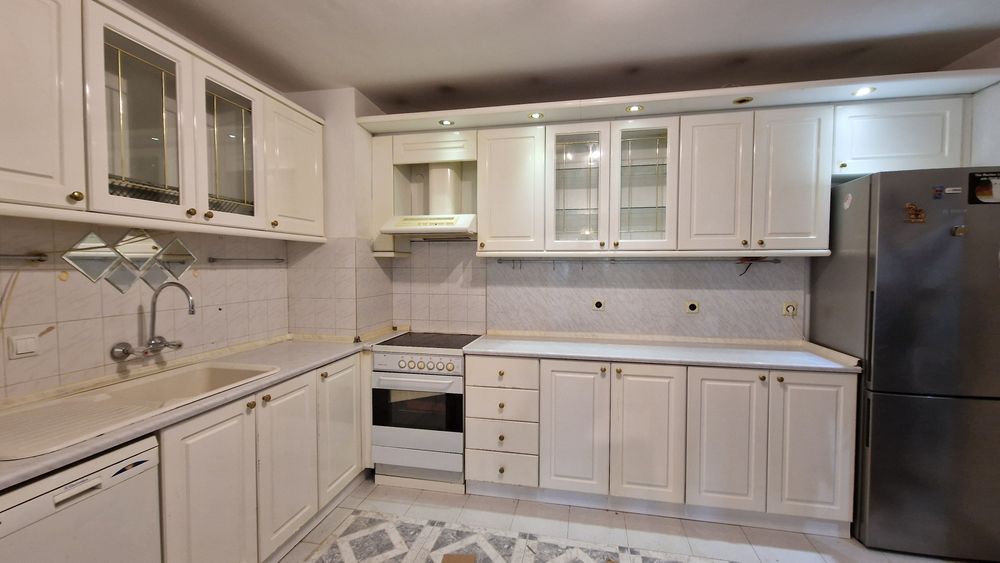 Продавам Италианска Кухня
