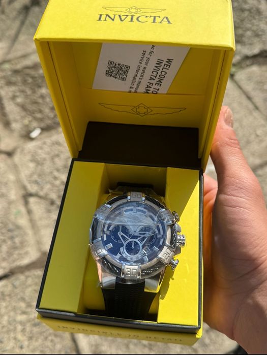Часовник invicta чисто нов с етикет