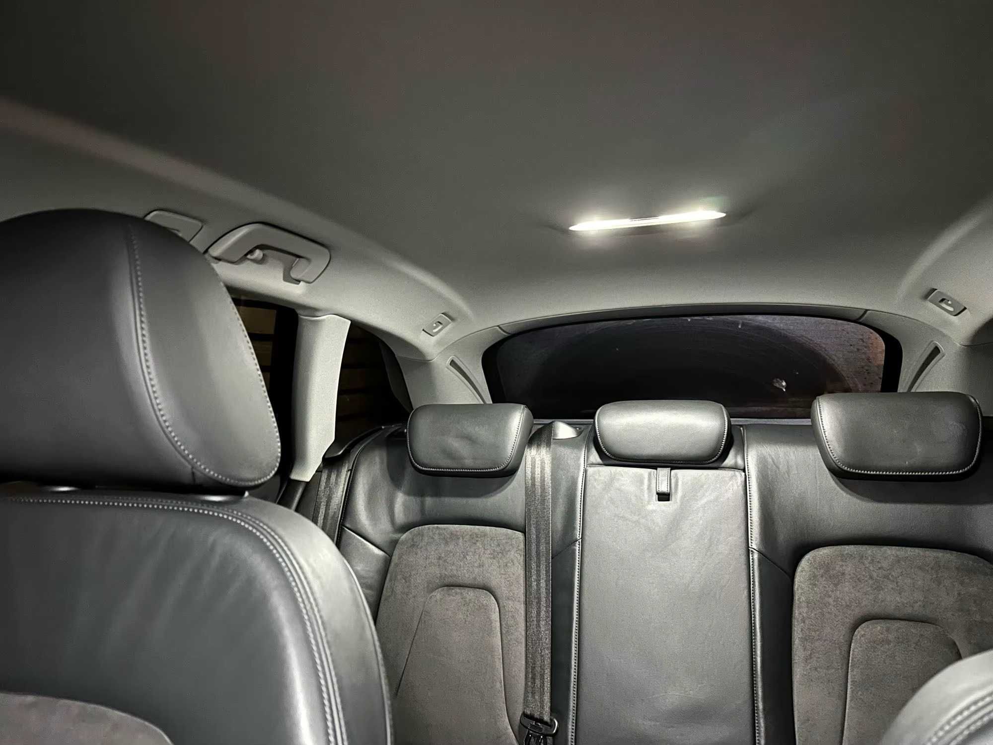 Гаранция! CANBUS LED Крушки за интериор Audi A3 A4 A5 A6 A8 Q5 Q7 TT