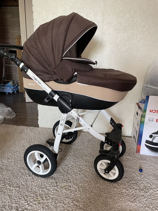 Продам классную коляску