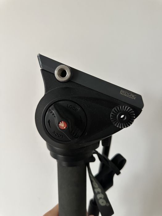 Monopied Manfrotto MVM250A + cap video fluid