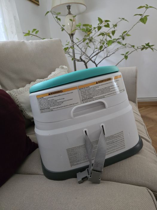 Scaun de masa bebelusi