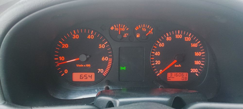 Сеат Ароса 1.0 бензин 1998 година