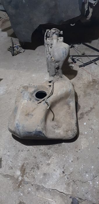 Бензобак на пассат б3 седан