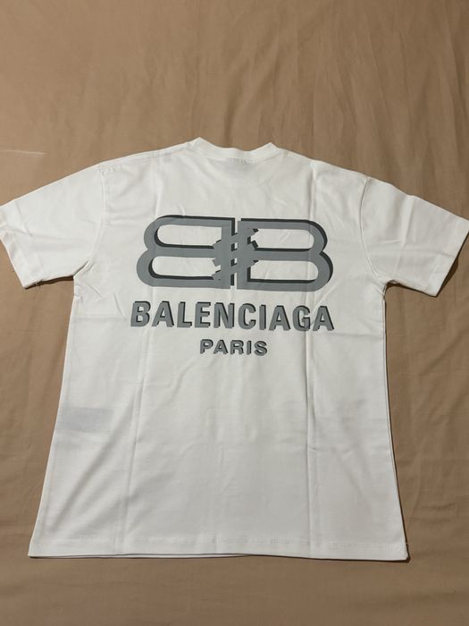 Tricou balenciaga