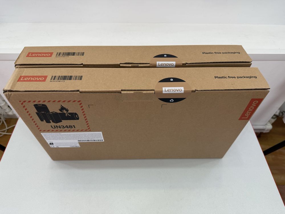 Laptop Lenovo Slim7 14Q8X9, 14,5”, 3K, X Elite 12 Core, 32GB, 1TB SSD