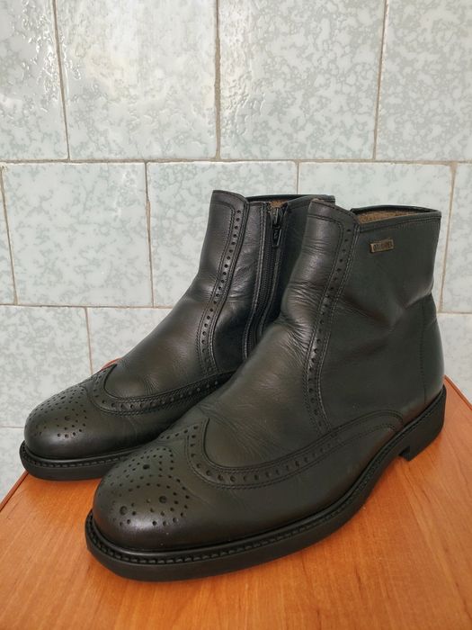 Ghete M. John piele naturală, elegante, tip brogue, fermoare YKK, 40