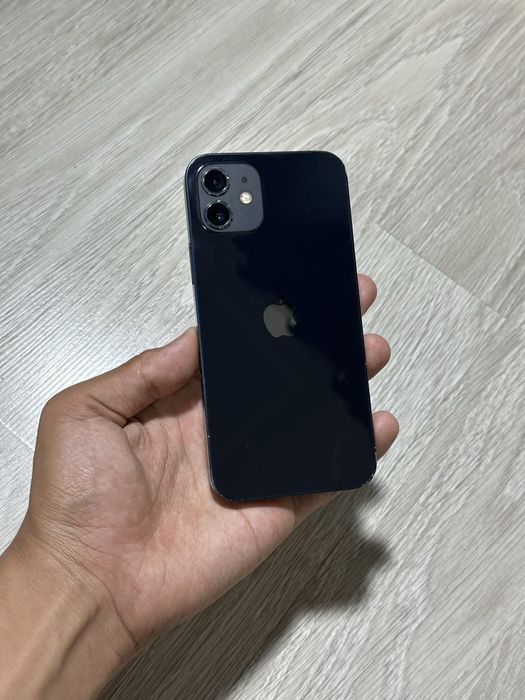 iPhone 12 64 GB !!!