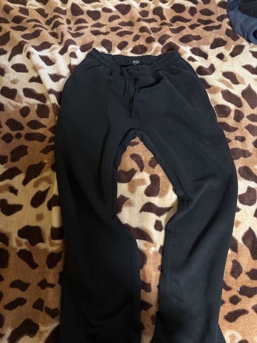 Pantaloni pentru voi