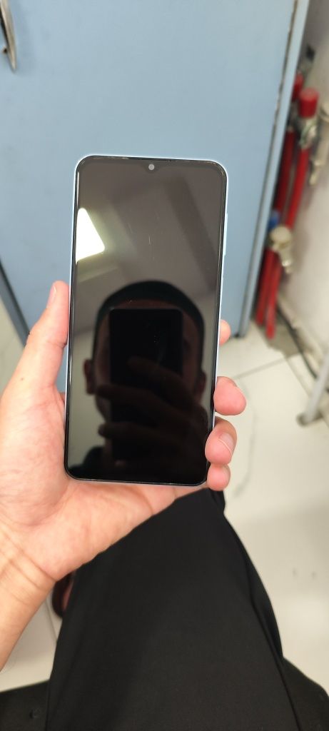 Samsung A23. Ideal.