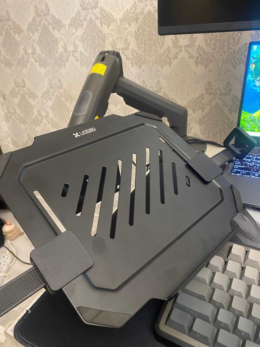 Эргономичный Кронштейн / Подставка для Ноутбука (Регулируемый)