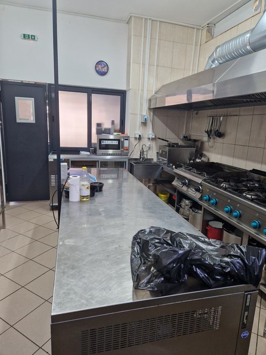 Vând afacere autoservire împinge tava, meniul zilei