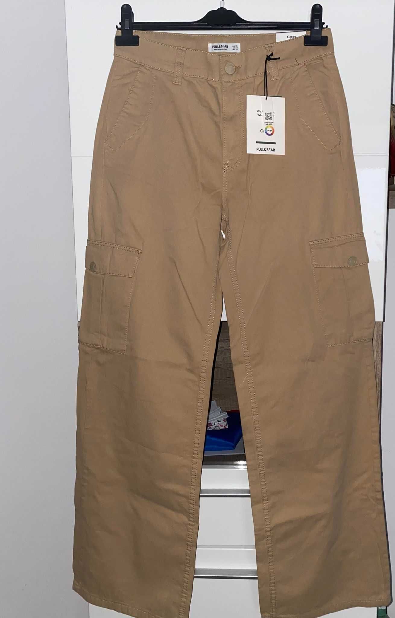 pantaloni cargo Pull&Bear