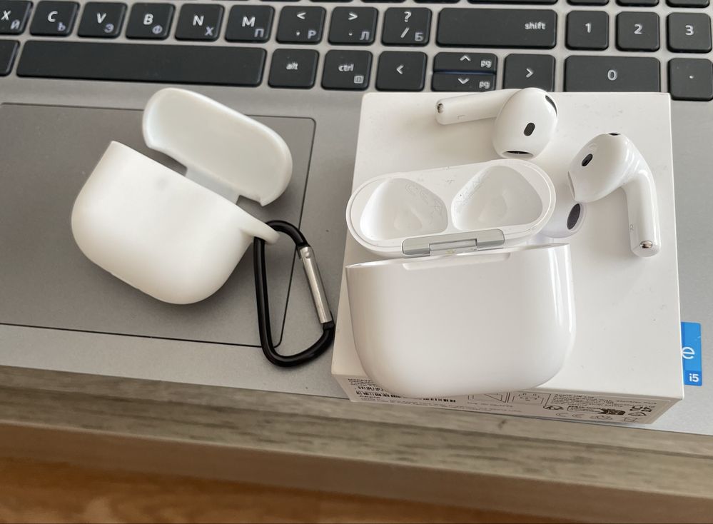 Apple AirPods gen 4