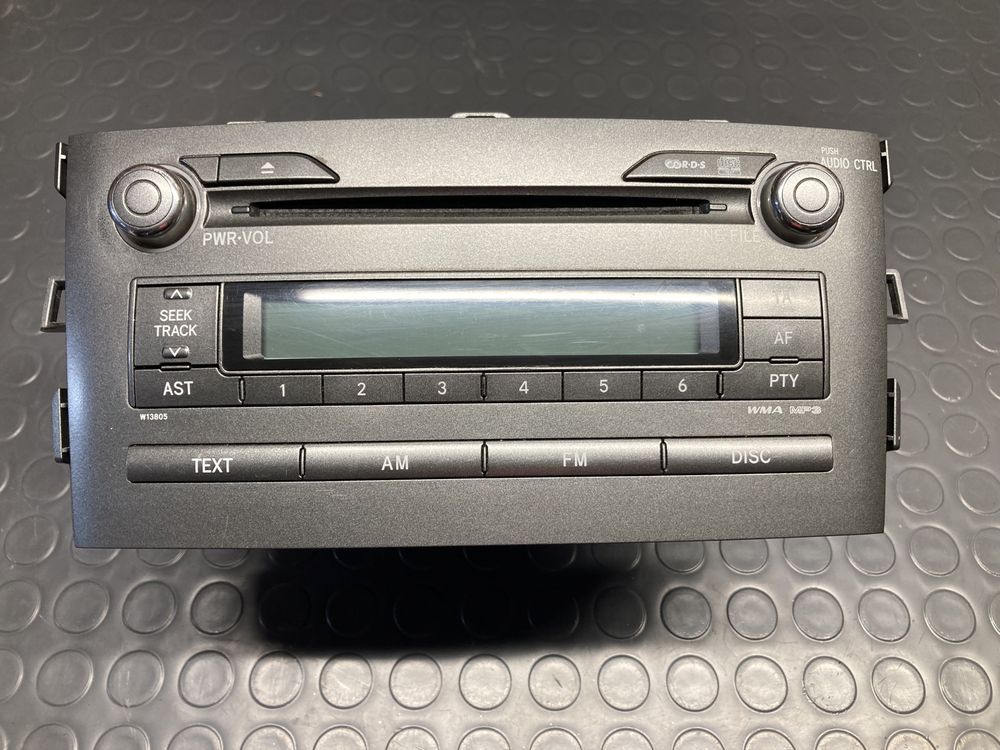 Радио/CD за тойота аурис/Toyota auris 06-09г