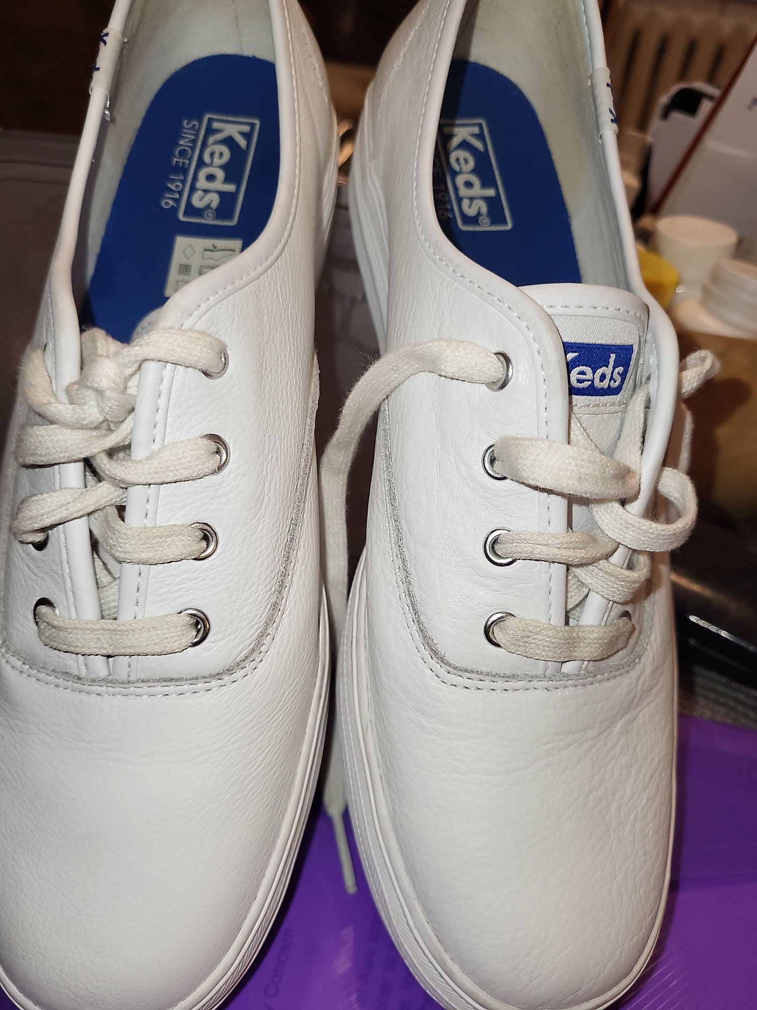 Нови  KEDS  на  известната марка от истинска кожа