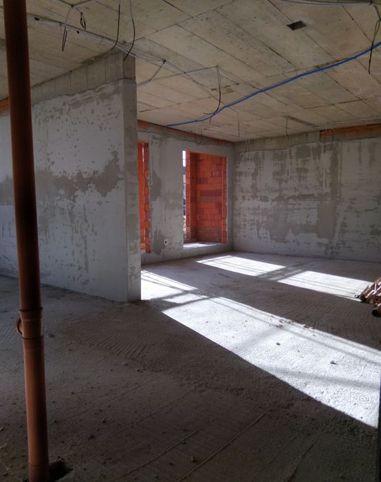 Продава търговски обект в гр.Дупница